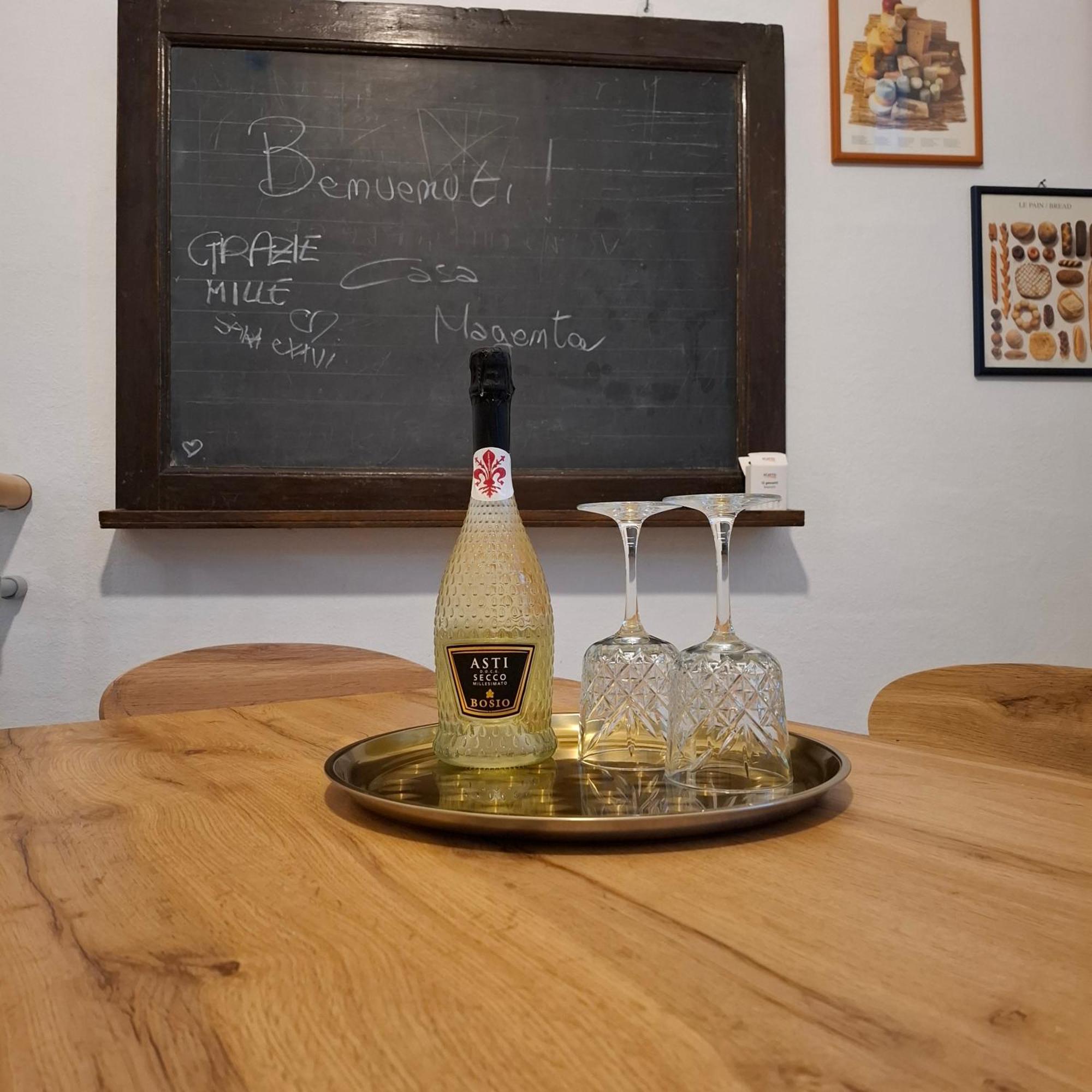 Casa Magenta Διαμέρισμα Άστι Εξωτερικό φωτογραφία